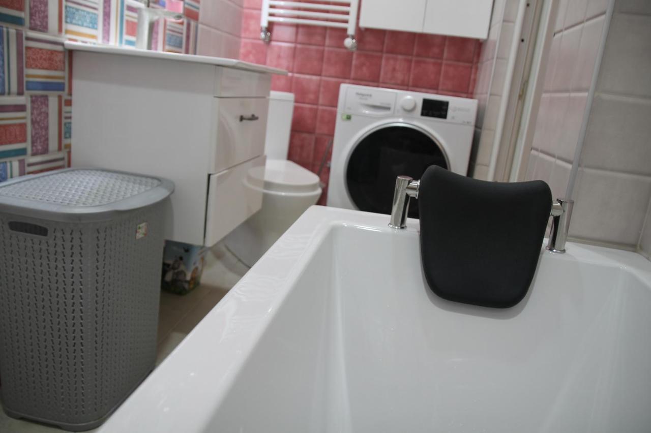 Cozy Apartment In Vake Tiflis Dış mekan fotoğraf